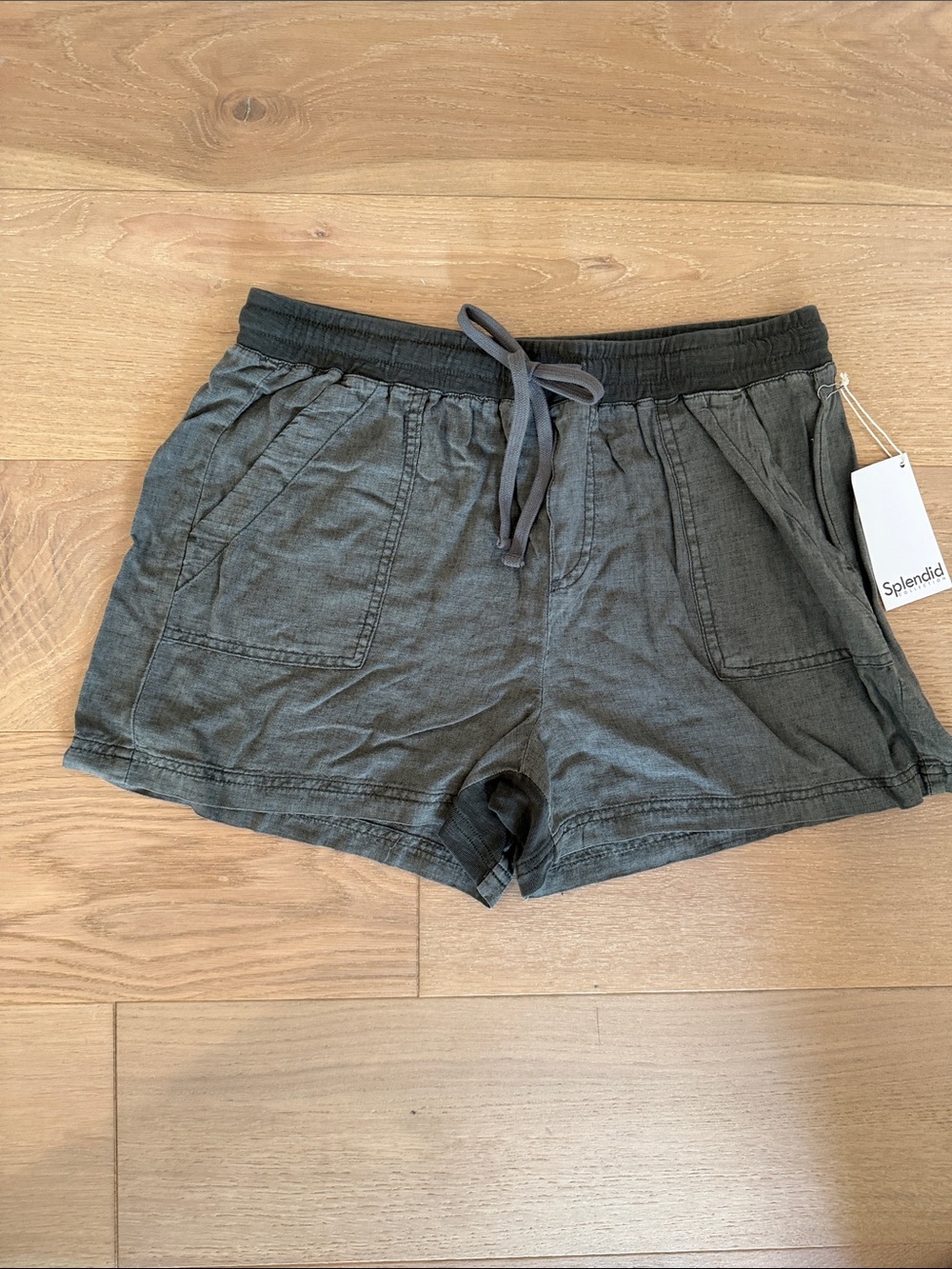 NWT Splendid Olive Green Elastic Waist Pull-On Women’s Shorts size M
